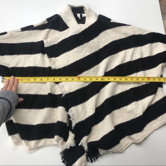 Anthro moth black and white stripe fringe cardigan - Picture 8 of 8